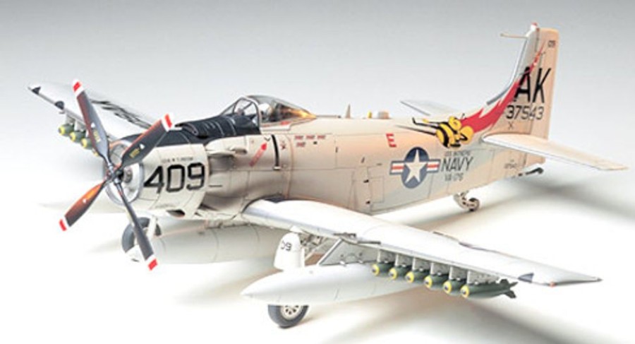 Aircraft | Model & Die-Cast Tamiya Tamiya- 1/48 Aircraft Skyraider U. S. Navy [61058]