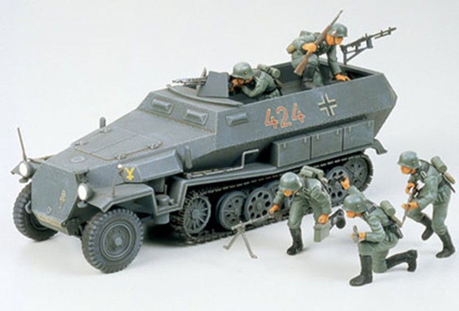 Military | Model & Die-Cast Tamiya Tamiya - 1/35 Hanomag Sd.Kfz. 251/1' Plastic Model Kit [35020]