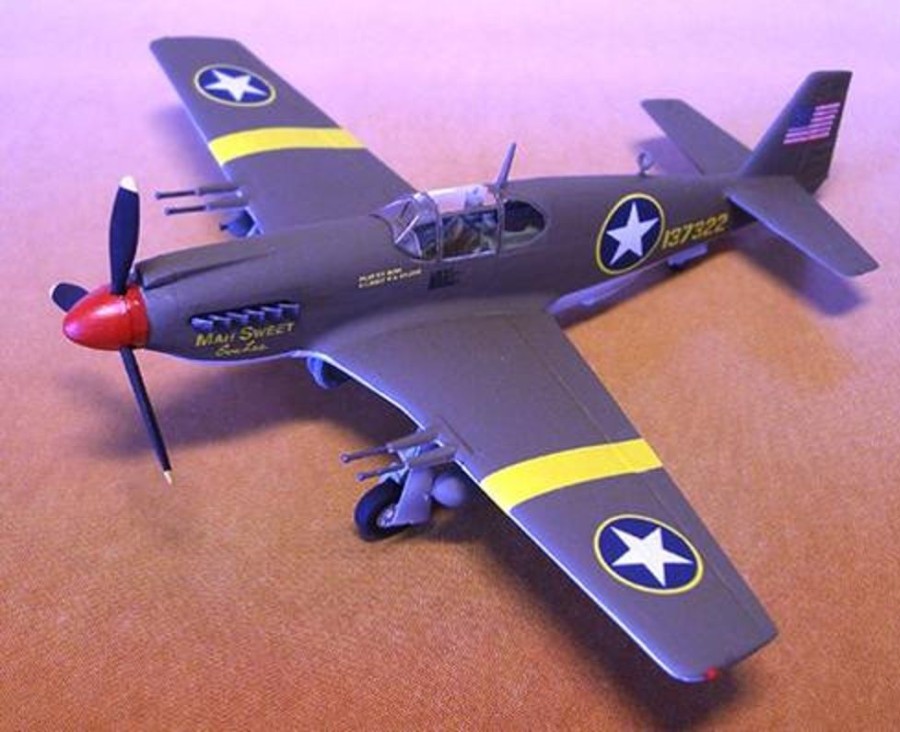 Aircraft | Model & Die-Cast Italeri Italeri - 1/72 P-51 Mustang I "Razorback" Plastic Model Kit [1-090]